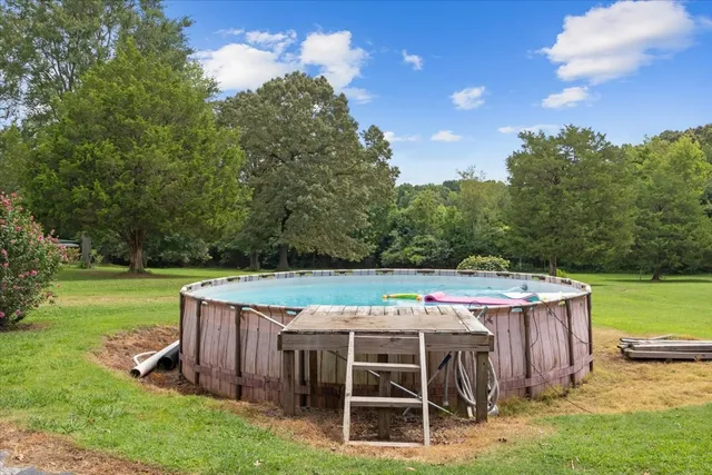 $295,000 | 4670 Highway 69A, Camden, TN 38320