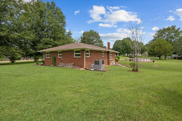 $295,000 | 4670 Highway 69A, Camden, TN 38320