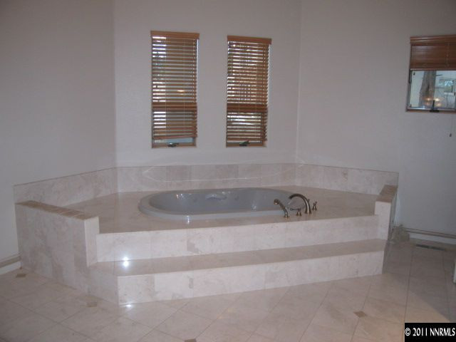 188 Carleton Court Reno, NV 89511 - Photo 10 of 13 Photo 10