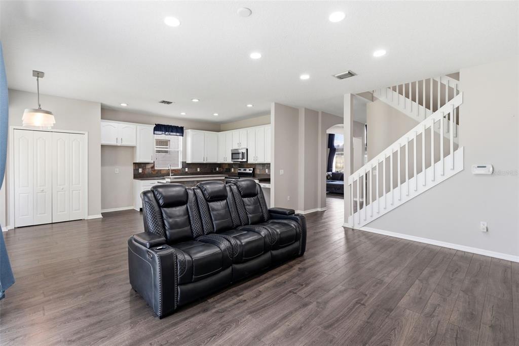 141 Spring Glen Drive DeBary, FL 32713 - Photo 13 of 49