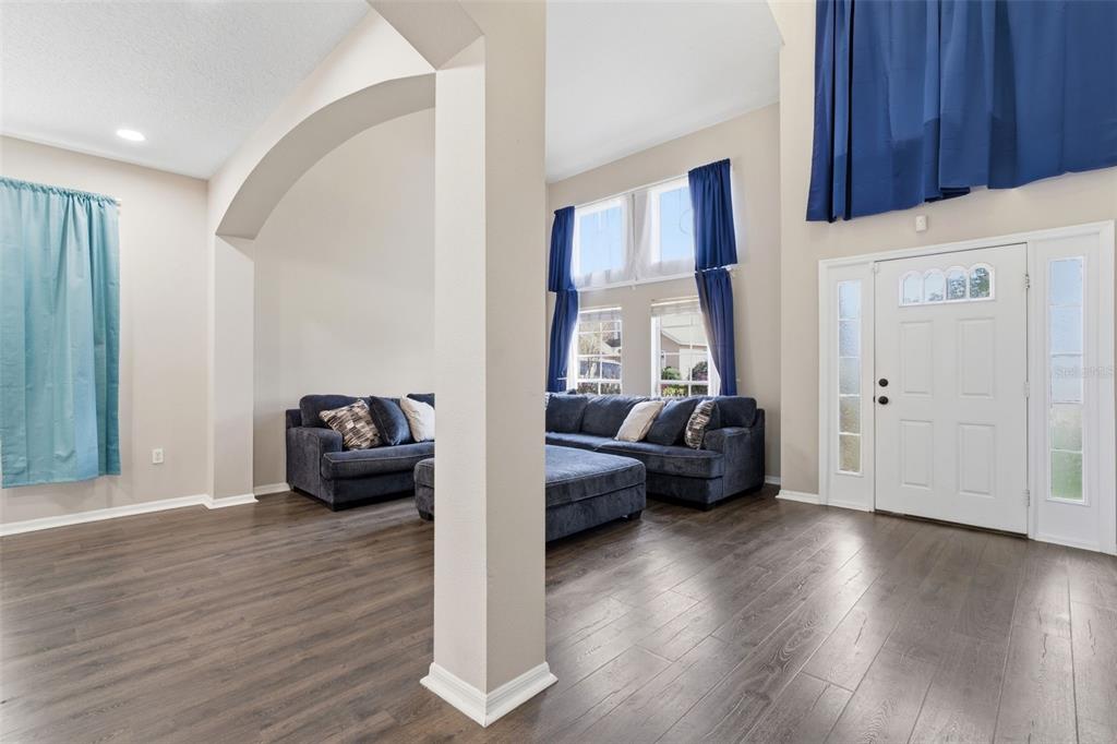 141 Spring Glen Drive DeBary, FL 32713 - Photo 5 of 49