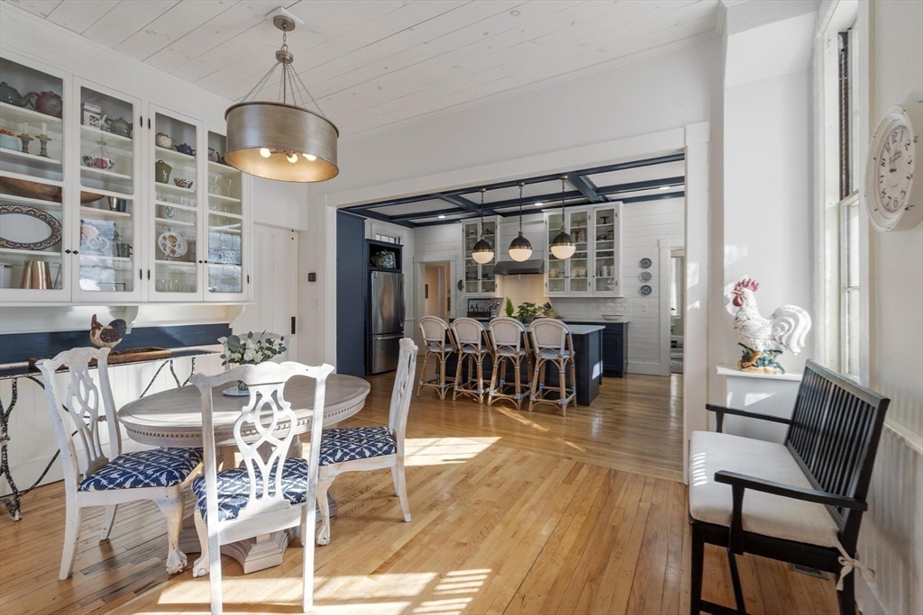 88 Johnson Street North Andover, MA 01845 - Photo 12 of 42