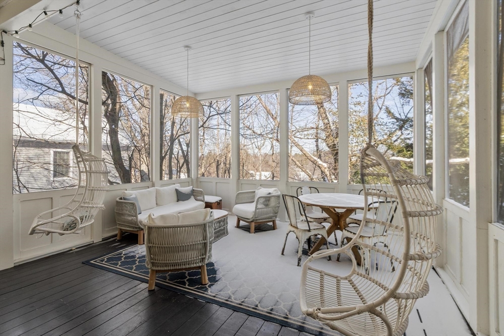 88 Johnson Street North Andover, MA 01845 - Photo 19 of 42