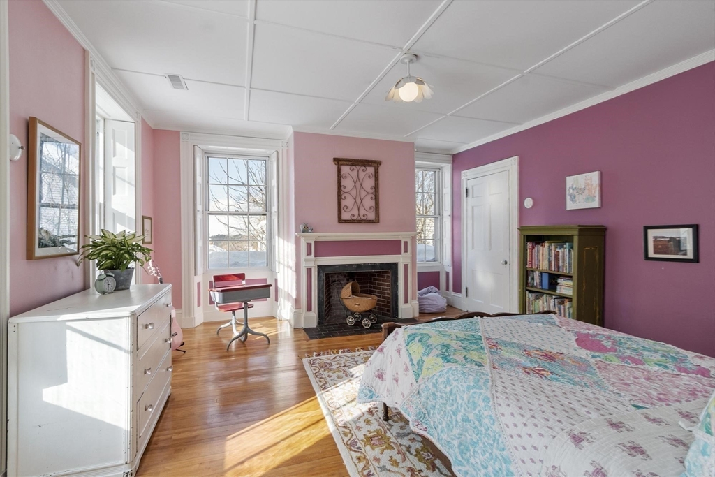 88 Johnson Street North Andover, MA 01845 - Photo 31 of 42