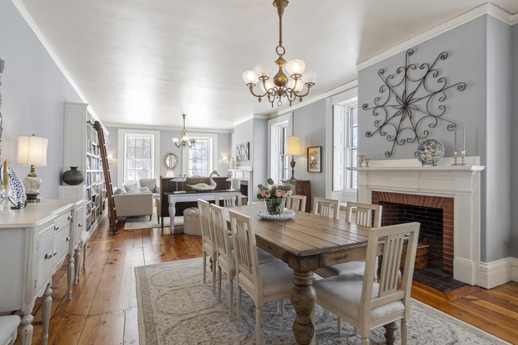 88 Johnson Street North Andover, MA 01845 - Photo 7 of 42