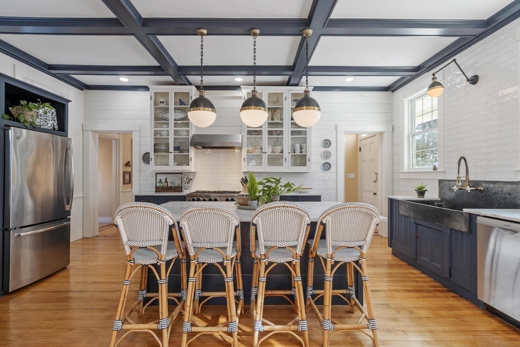 88 Johnson Street North Andover, MA 01845 - Photo 10 of 42