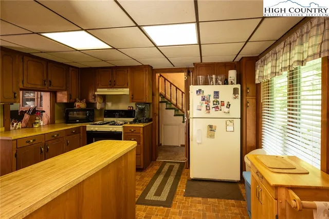 $750,000 | 230 Westcove Lane, Boone, NC 28607