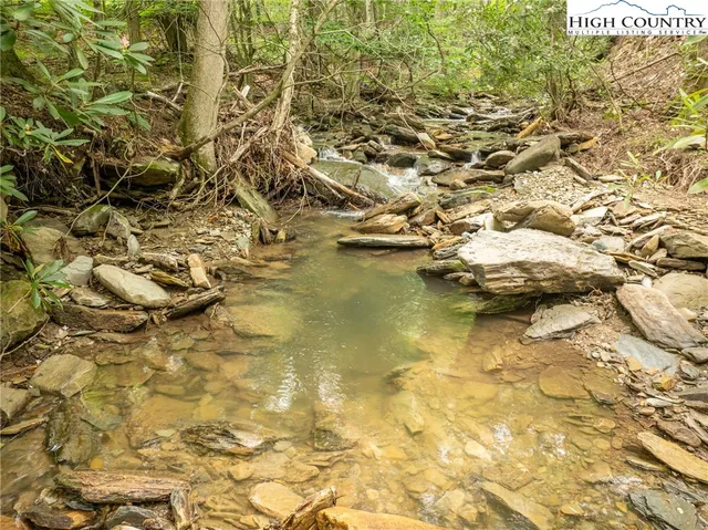 $750,000 | 230 Westcove Lane, Boone, NC 28607