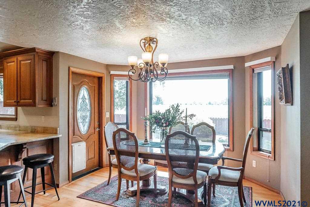 1732 Belmont Loop Southwest Albany, OR 97321 - Photo 14 of 41