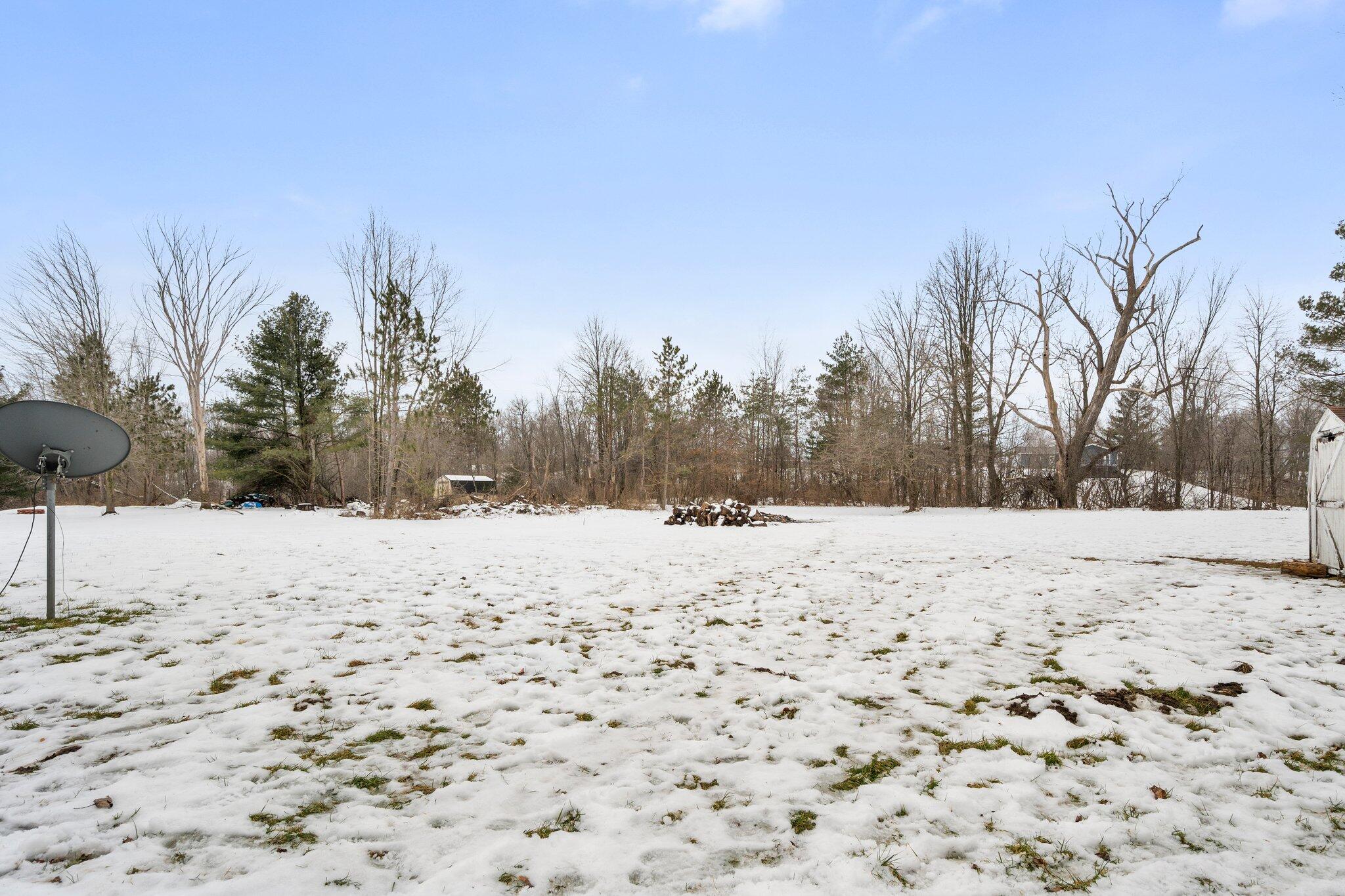 21547 Apache Pass Reed City, MI 49677 - Photo 3 of 15 14-web-or-mls-DSC03599