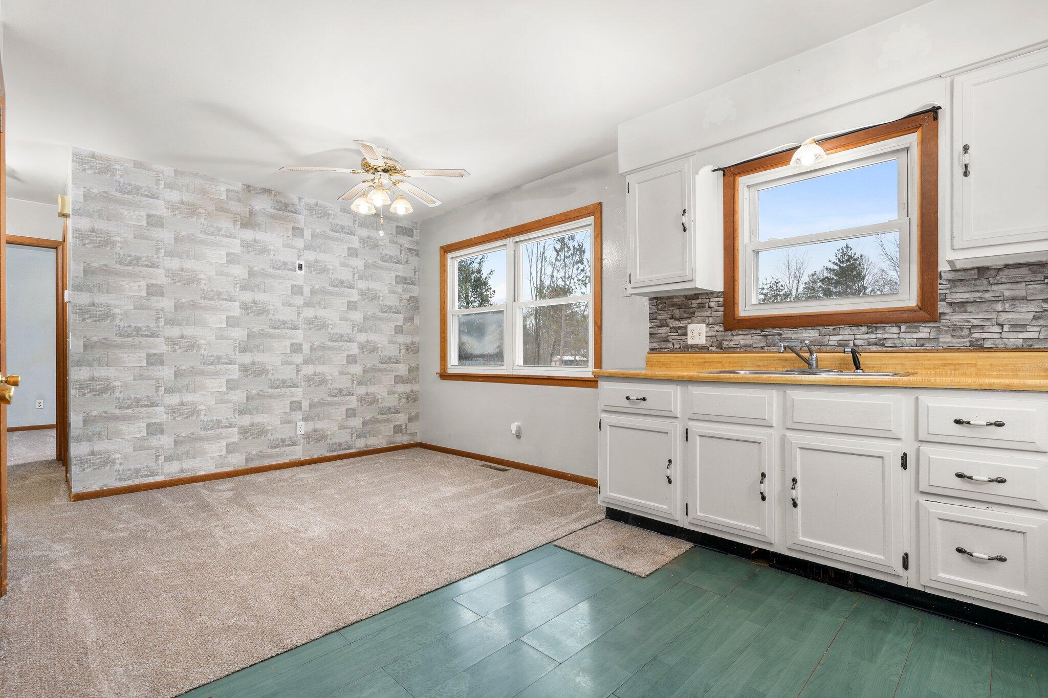 21547 Apache Pass Reed City, MI 49677 - Photo 4 of 15 9-web-or-mls-DSC03579