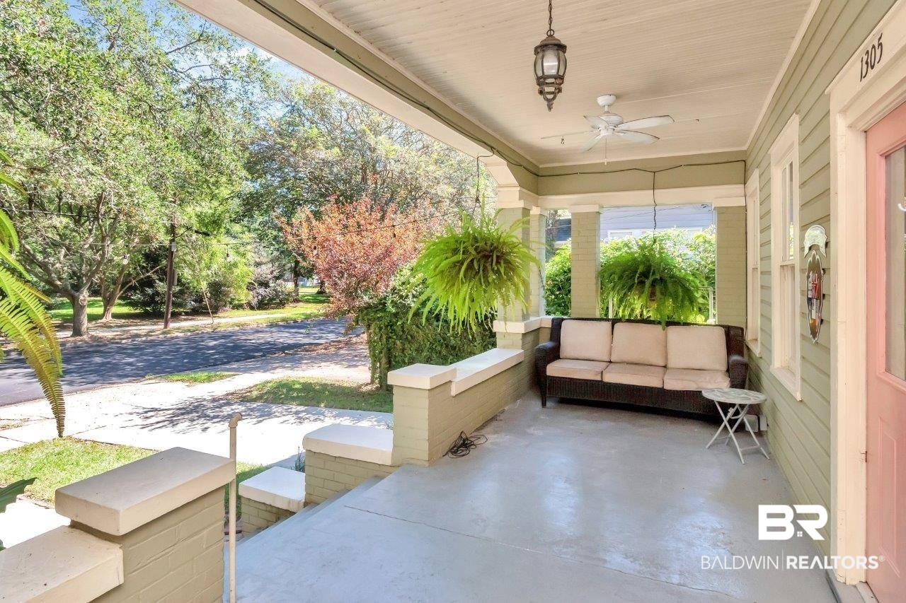 1305 Old Shell Road Mobile, AL 36604 - Photo 2 of 26