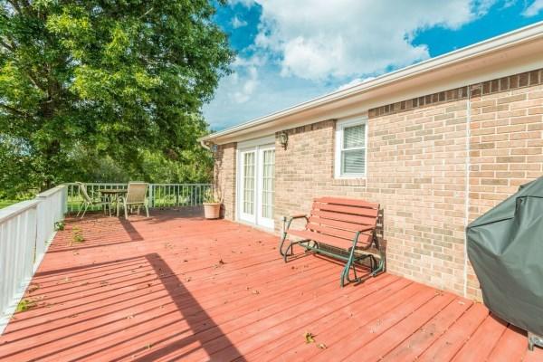 3909 Meredith Road Knoxville, TN 37921 - Photo 13 of 39 14
