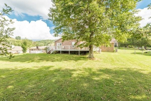 3909 Meredith Road Knoxville, TN 37921 - Photo 6 of 39 8