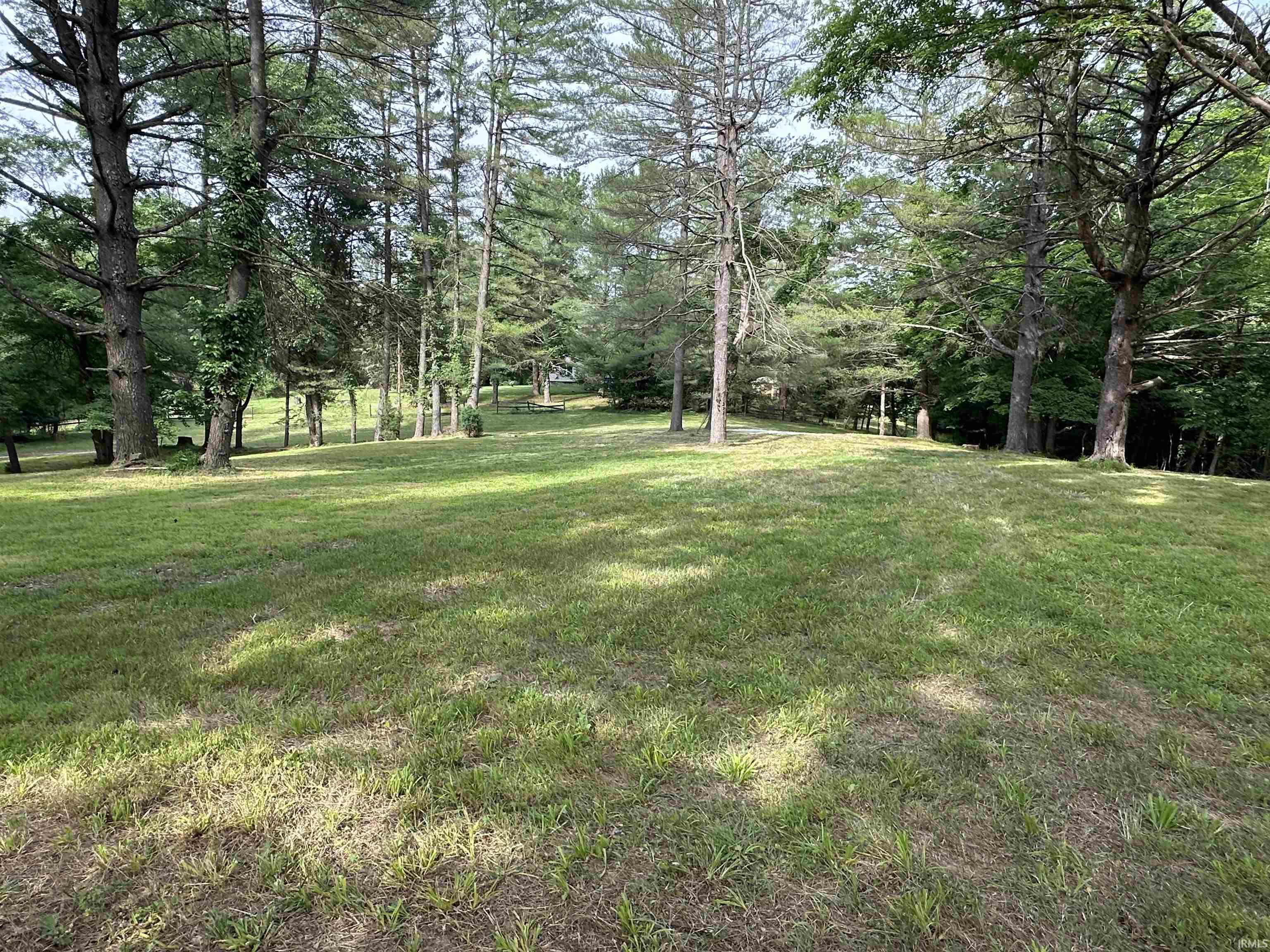 6655 East Gross Road Bloomington, IN 47401 - Photo 2 of 15