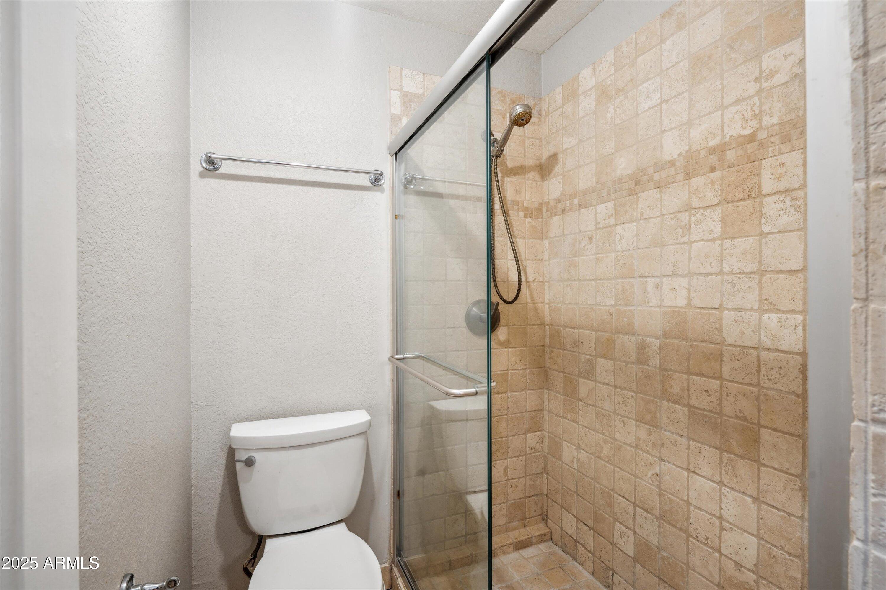 7101 West Beardsley Road, Unit 942 Glendale, AZ 85308 - Photo 4 of 20 Master Shower