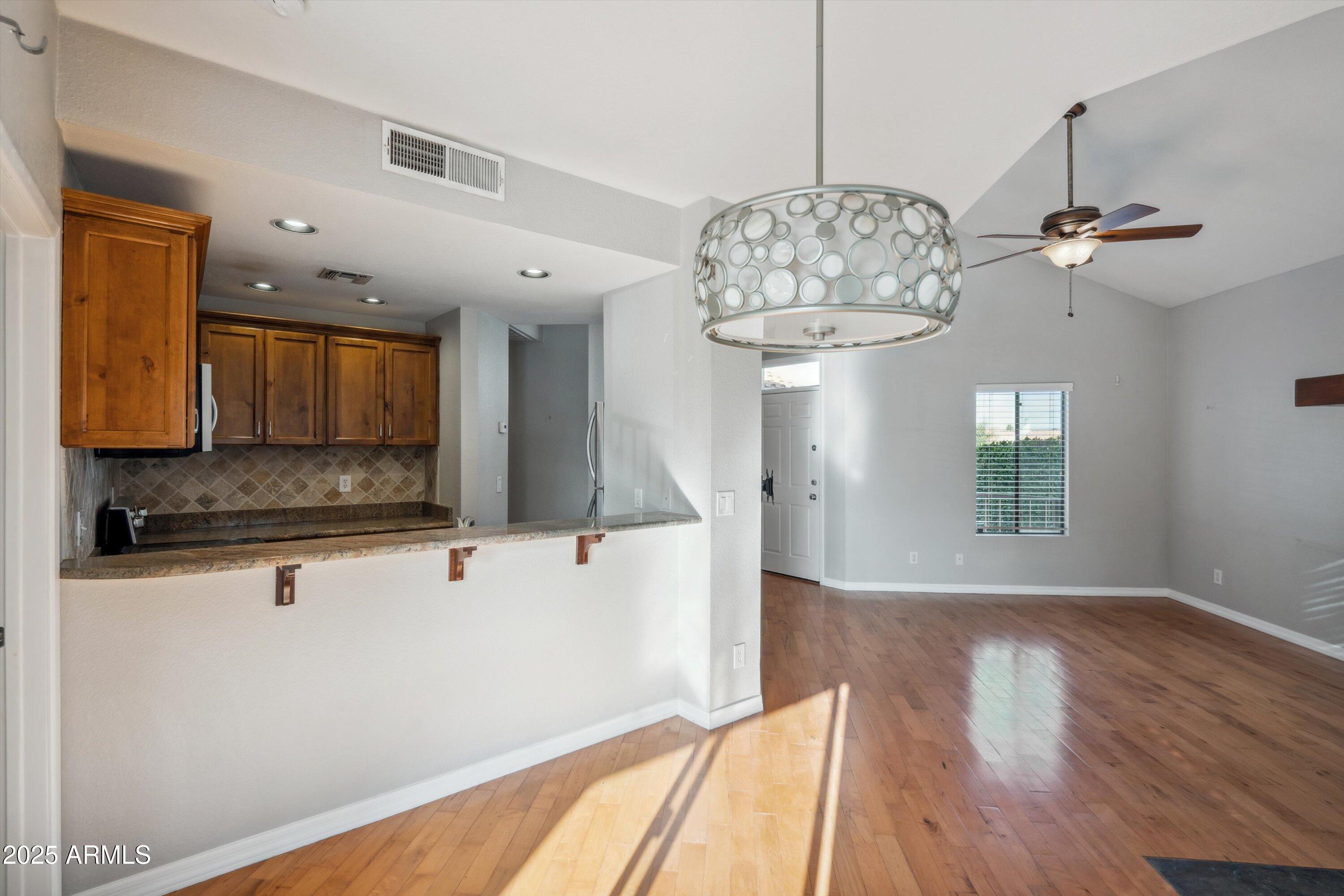 7101 West Beardsley Road, Unit 942 Glendale, AZ 85308 - Photo 9 of 20 Dining Area