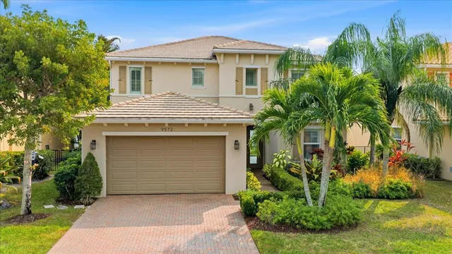$739,000 | 9572 Phipps Lane, Wellington, FL 33414