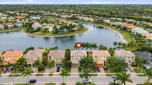 $739,000 | 9572 Phipps Lane, Wellington, FL 33414