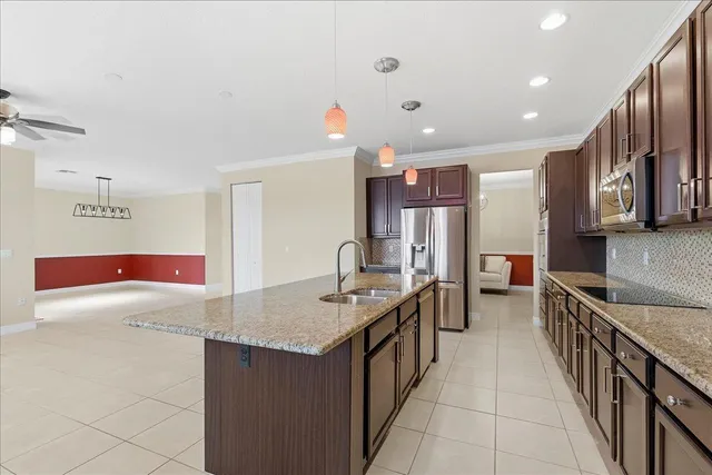 $739,000 | 9572 Phipps Lane, Wellington, FL 33414