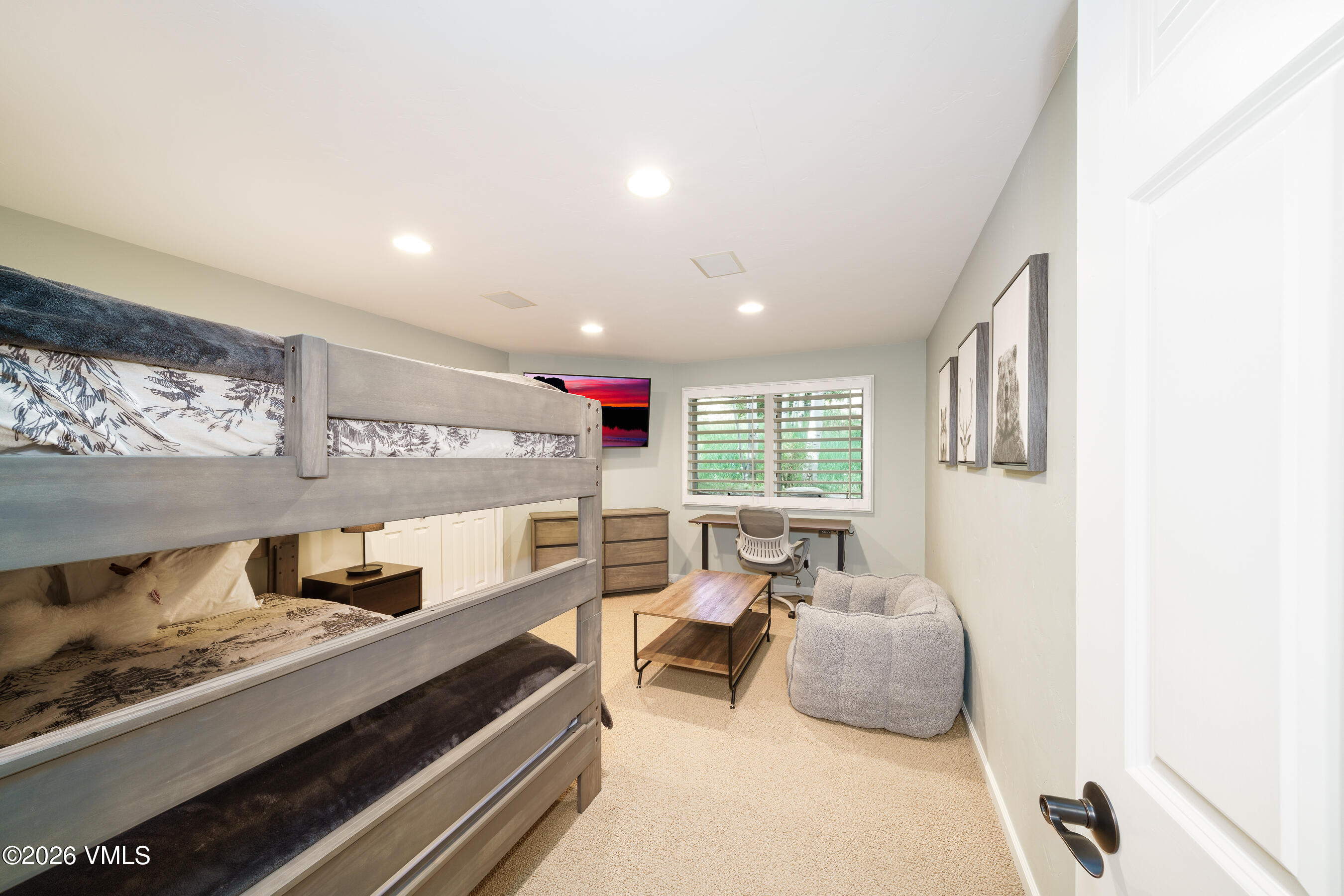 1890 Lions Ridge Loop, Unit 10 Vail, CO 81657 - Photo 24 of 48 1890_Lions_Ridge_Loop_#10_047