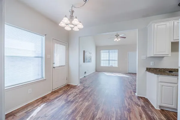 $1,580 | 103 Janis Street, Unit B, Alvarado, TX 76009