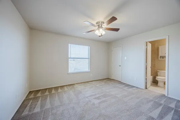 $1,580 | 103 Janis Street, Unit B, Alvarado, TX 76009