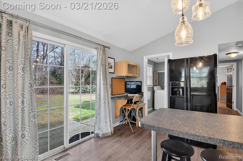 40220 Harris Road Belleville, MI 48111 - Photo 15 of 52 Gallery Image 15