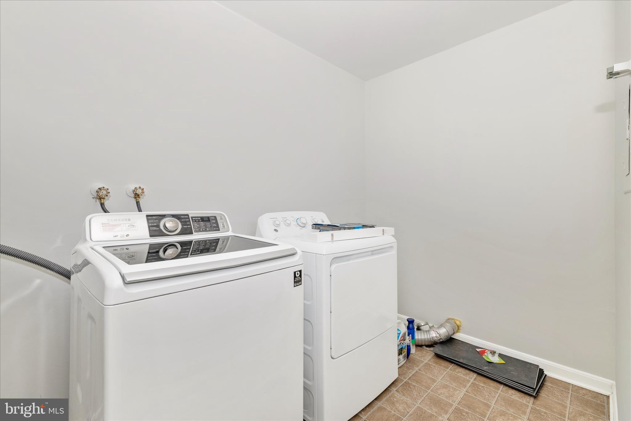 584 Cotswold Court Frederick, MD 21703 - Photo 29 of 45 0EK_0301