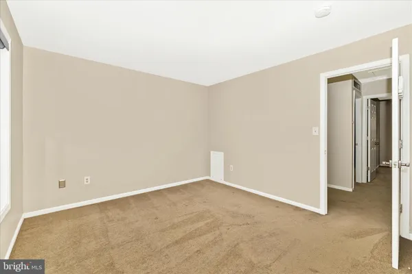 $2,300 | 584 Cotswold Court, Frederick, MD 21703