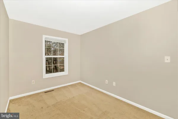 $2,300 | 584 Cotswold Court, Frederick, MD 21703