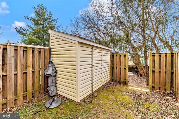 $2,300 | 584 Cotswold Court, Frederick, MD 21703