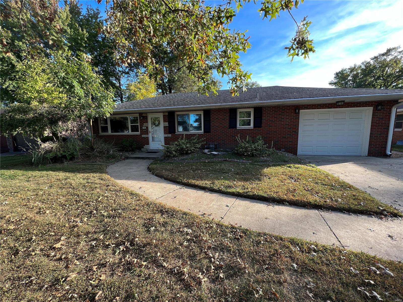 10 Del Rio Avenue Granite City, IL 62040 - Photo 1 of 25 Gallery Image 1