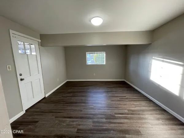 $1,050 | 1113 Mc Kenzie Avenue, Unit B, Panama City, FL 32401