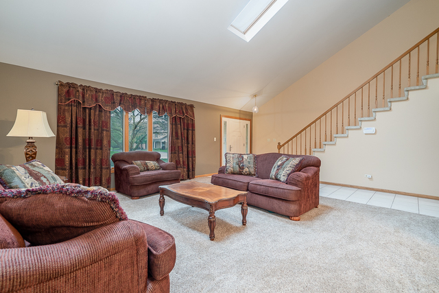 10230 Cambridge Drive Mokena, IL 60448 - Photo 6 of 26