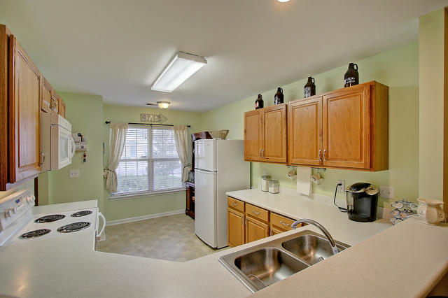 1275 River Rock Road Hanahan, SC 29410 - Photo 11 of 21 1275 River Rock Rd (13)0013