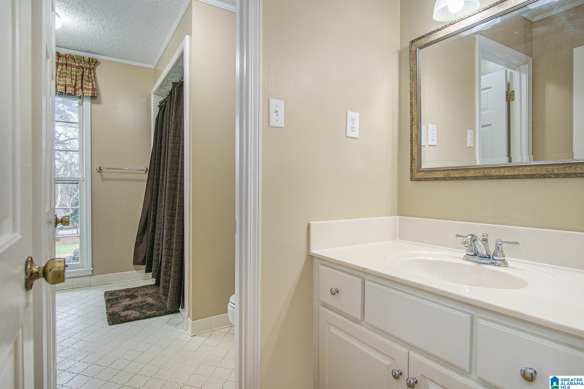 1612 Shades Crest Road Birmingham, AL 35226 - Photo 28 of 43