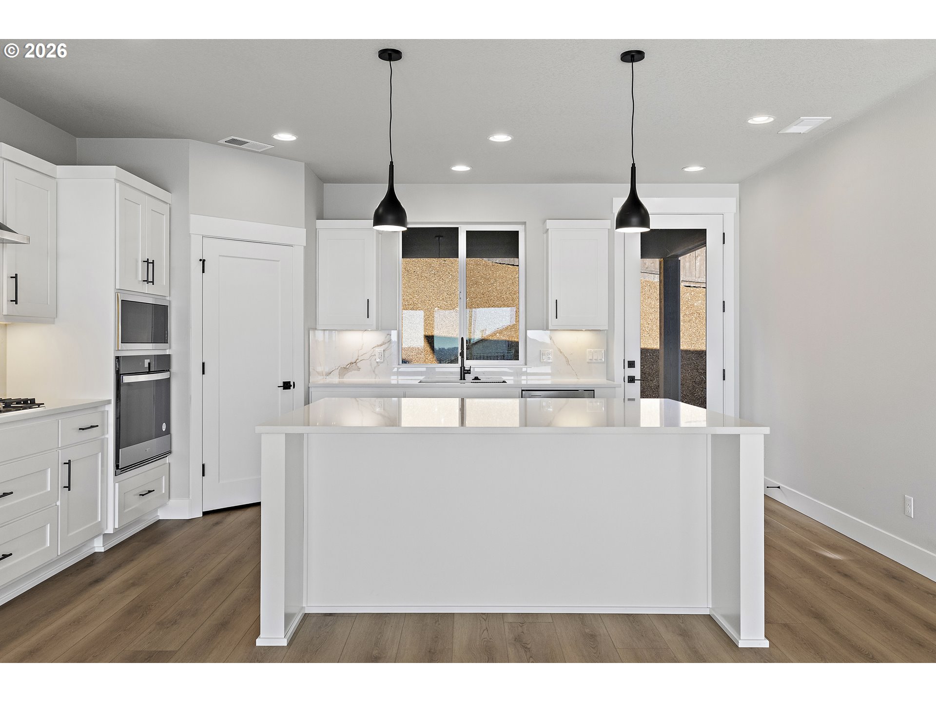 12159 Southwest Autumn View Street Tigard, OR 97224 - Photo 12 of 46