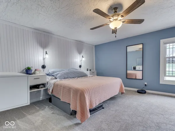 $340,000 | 504 Oak Blvd S Drive, Greenfield, IN 46140