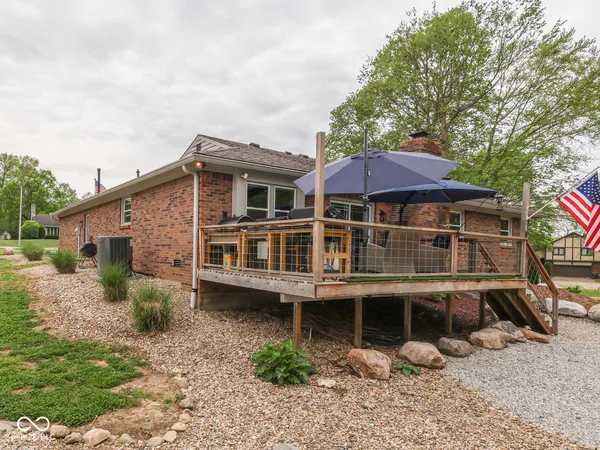 $340,000 | 504 Oak Blvd S Drive, Greenfield, IN 46140