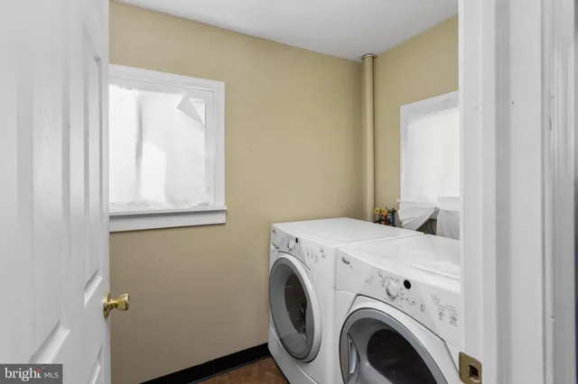 $372,500 | 28 West 3rd Street, Florence, NJ 08518