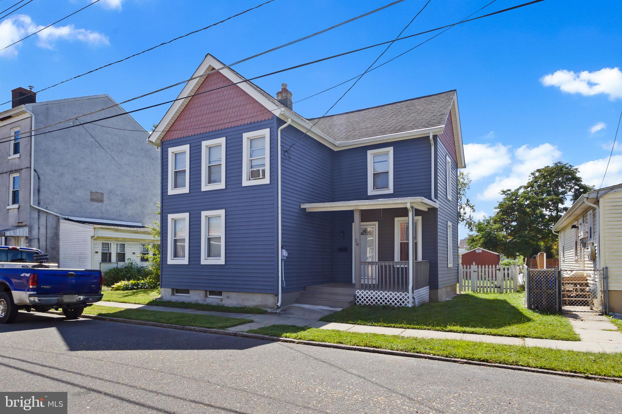 28 West 3rd Street Florence, NJ 08518 - Photo 2 of 22