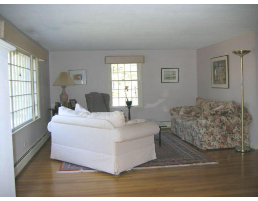 10 Olde Lantern Road Acton, MA 01720 - Photo 2 of 7