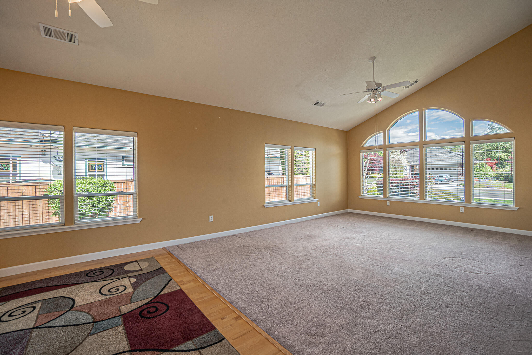 160 Keystone Way Eagle Point, OR 97524 - Photo 8 of 39