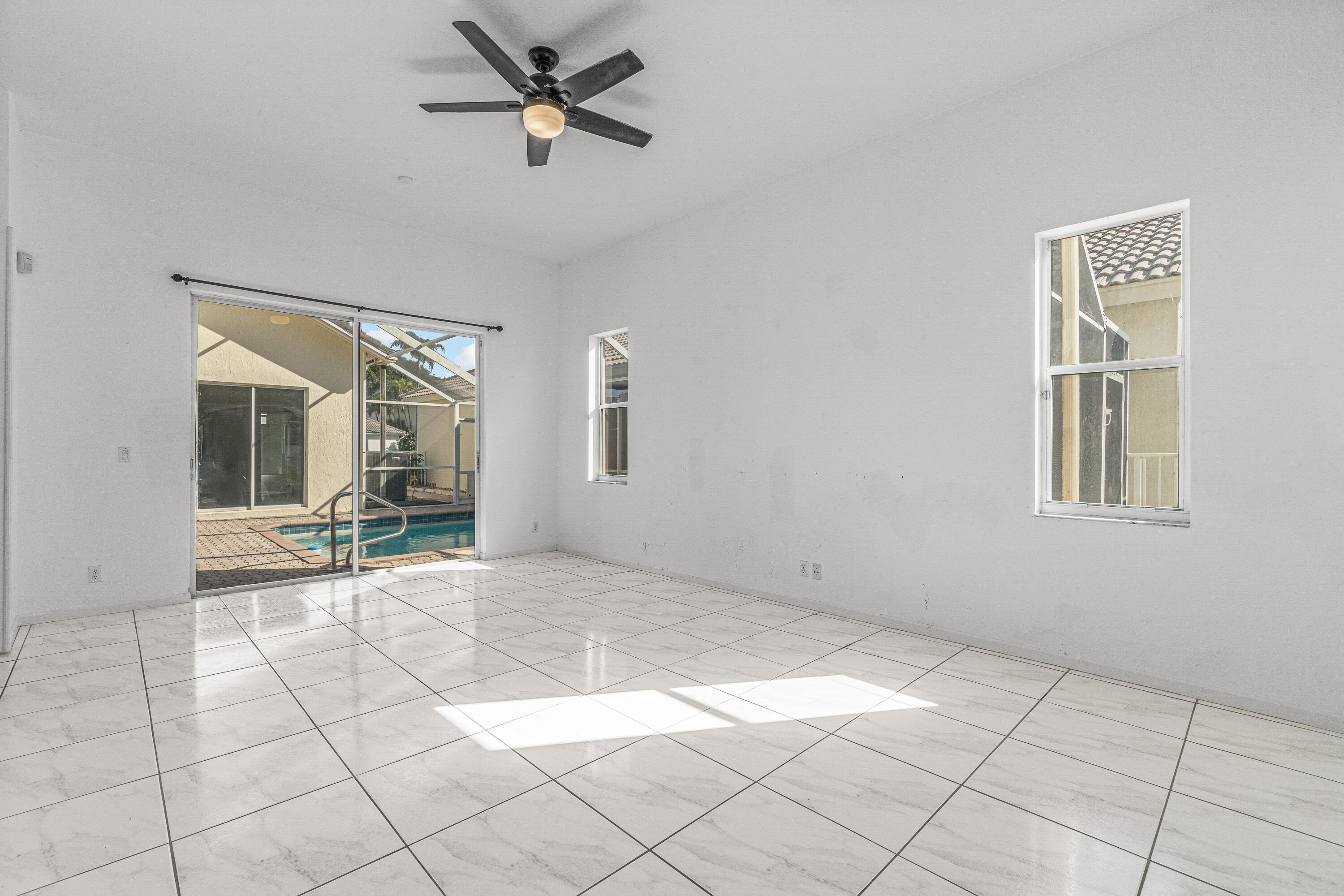 4263 Northwest 29th Way Boca Raton, FL 33434 - Photo 9 of 21 Primary Bedroom