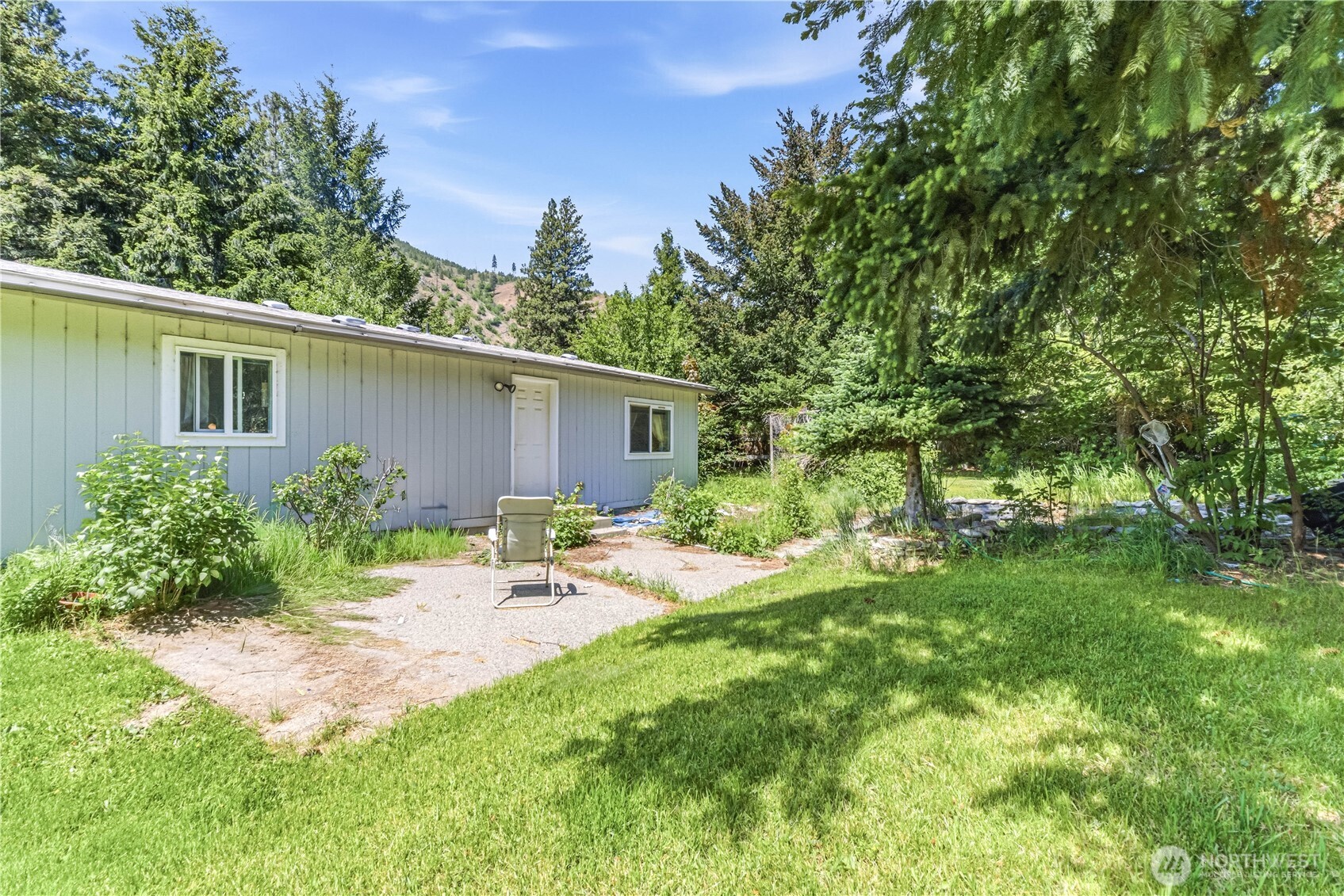 9818 Entiat River Road Entiat, WA 98822 - Photo 25 of 34