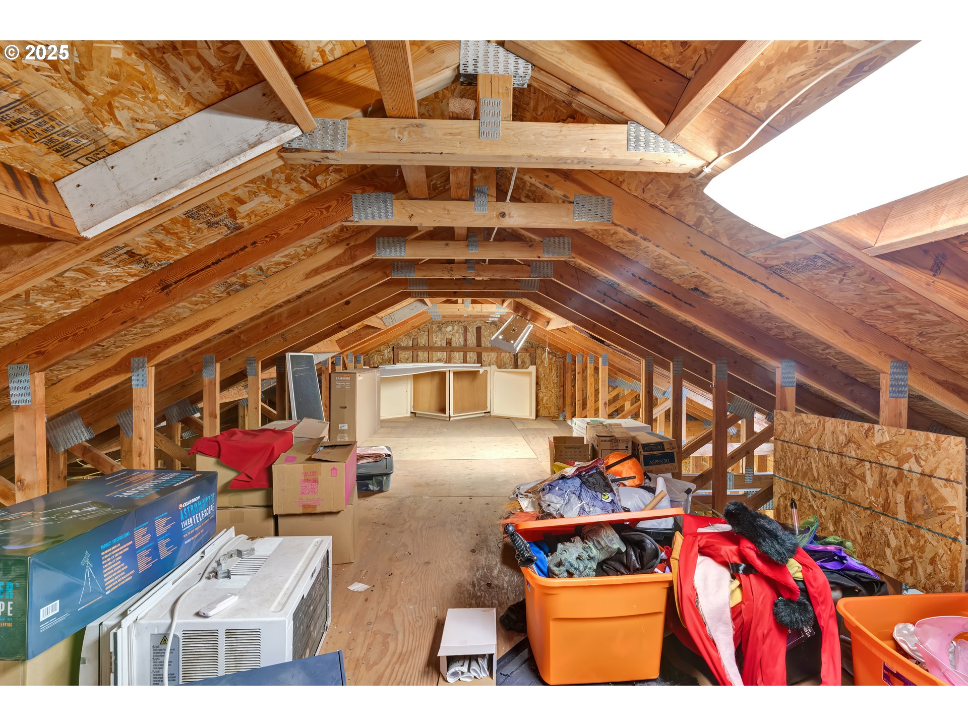 33530 Molitor Ranch Road Cottage Grove, OR 97424 - Photo 28 of 40 Garage