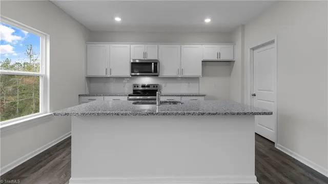 $319,000 | 305 Aspen Place Court, Thomasville, NC 27360