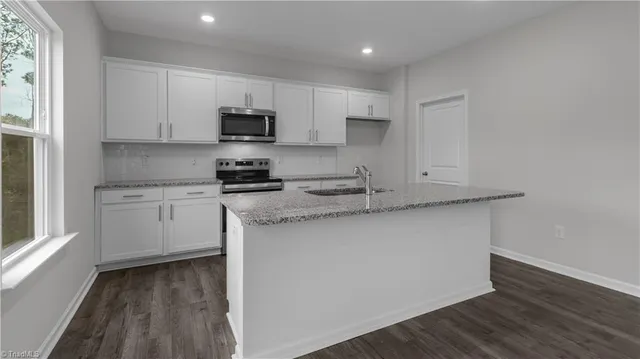 $319,000 | 305 Aspen Place Court, Thomasville, NC 27360