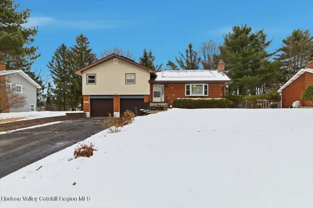 $379,900 | 8 Louise Drive, Latham, NY 12110